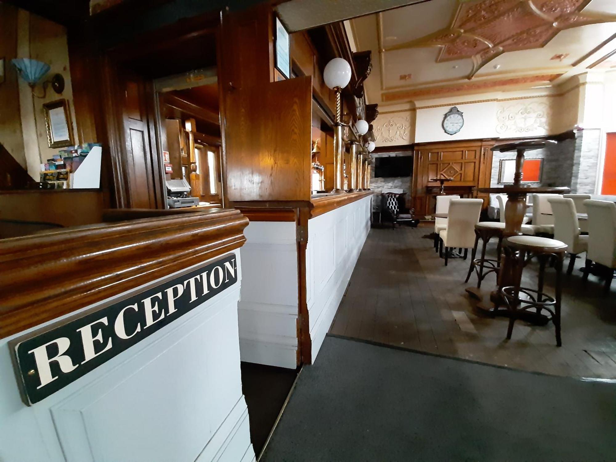 Cherry Blossom Inn Blackpool Ngoại thất bức ảnh