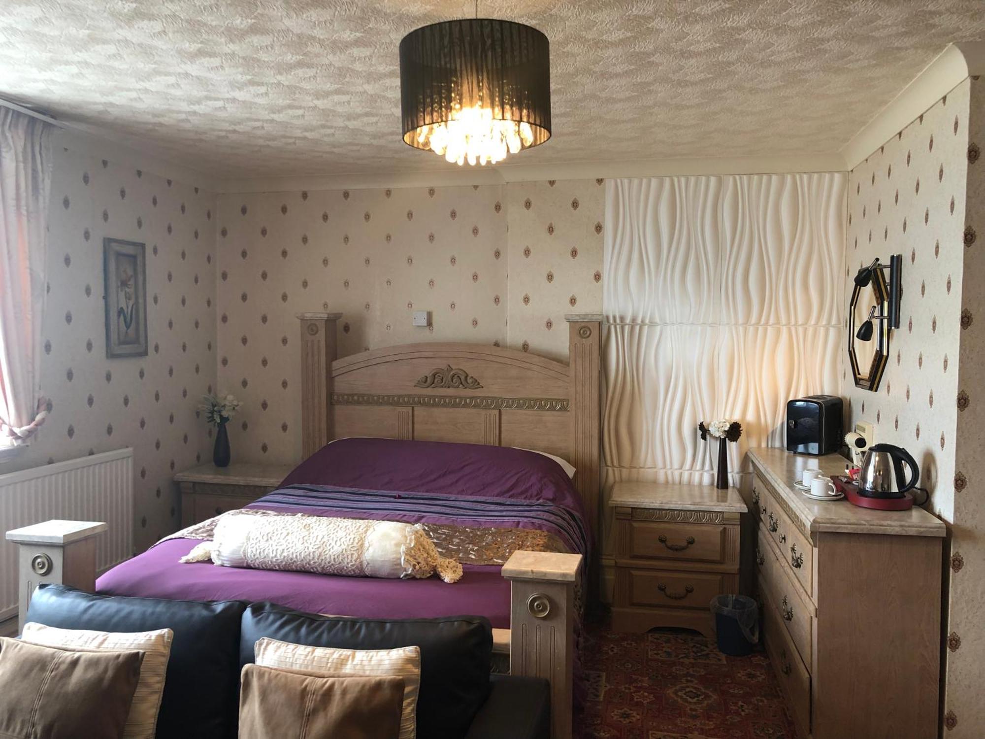 Cherry Blossom Inn Blackpool Ngoại thất bức ảnh